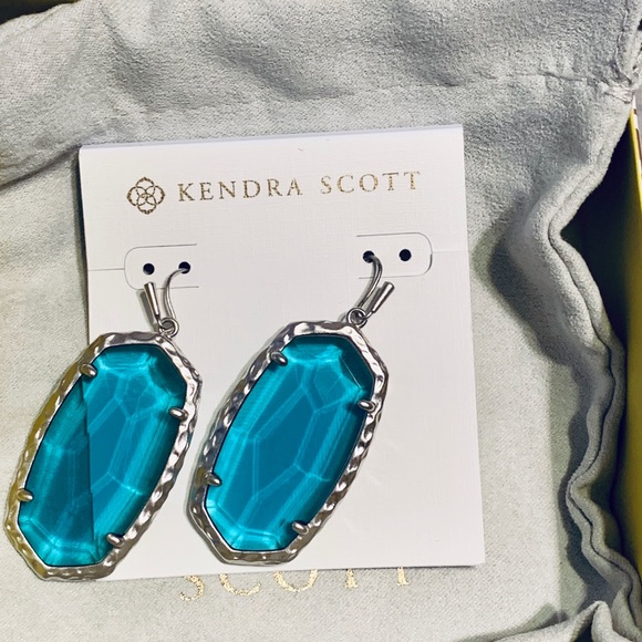Kendra Scott Jewelry - Kendra Scott Ella earrings